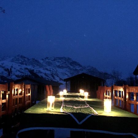 Rangyul Resort Kargil Exteriör bild