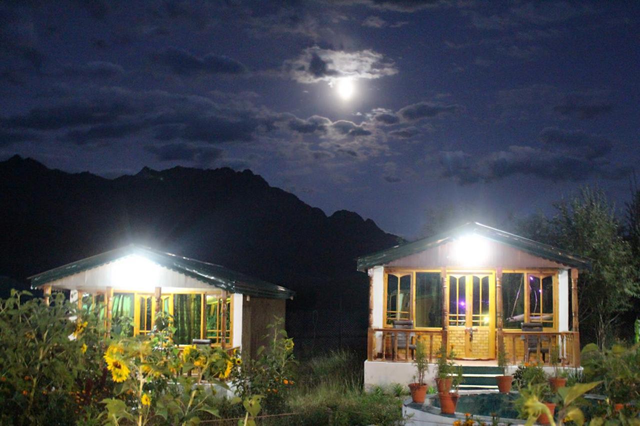 Rangyul Resort Kargil Exteriör bild